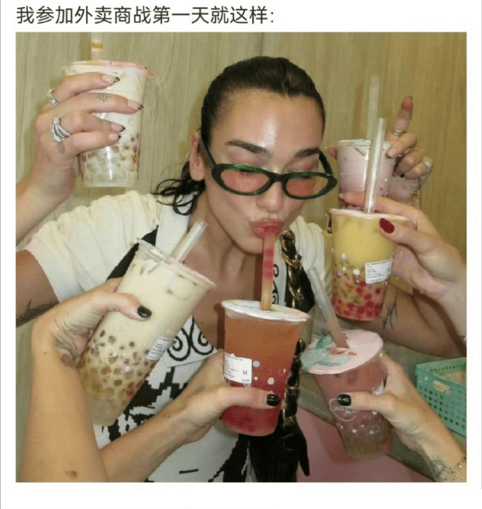 郑州25块“标准错误”停车费用公示牌昨拆除 提醒：郑东新区CBD路内停车位按次收费